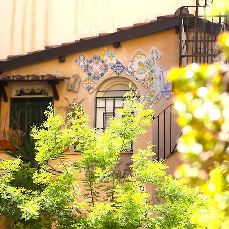 Campo De Fiori - Loft In Originario Anfiteatro Romano מראה חיצוני תמונה