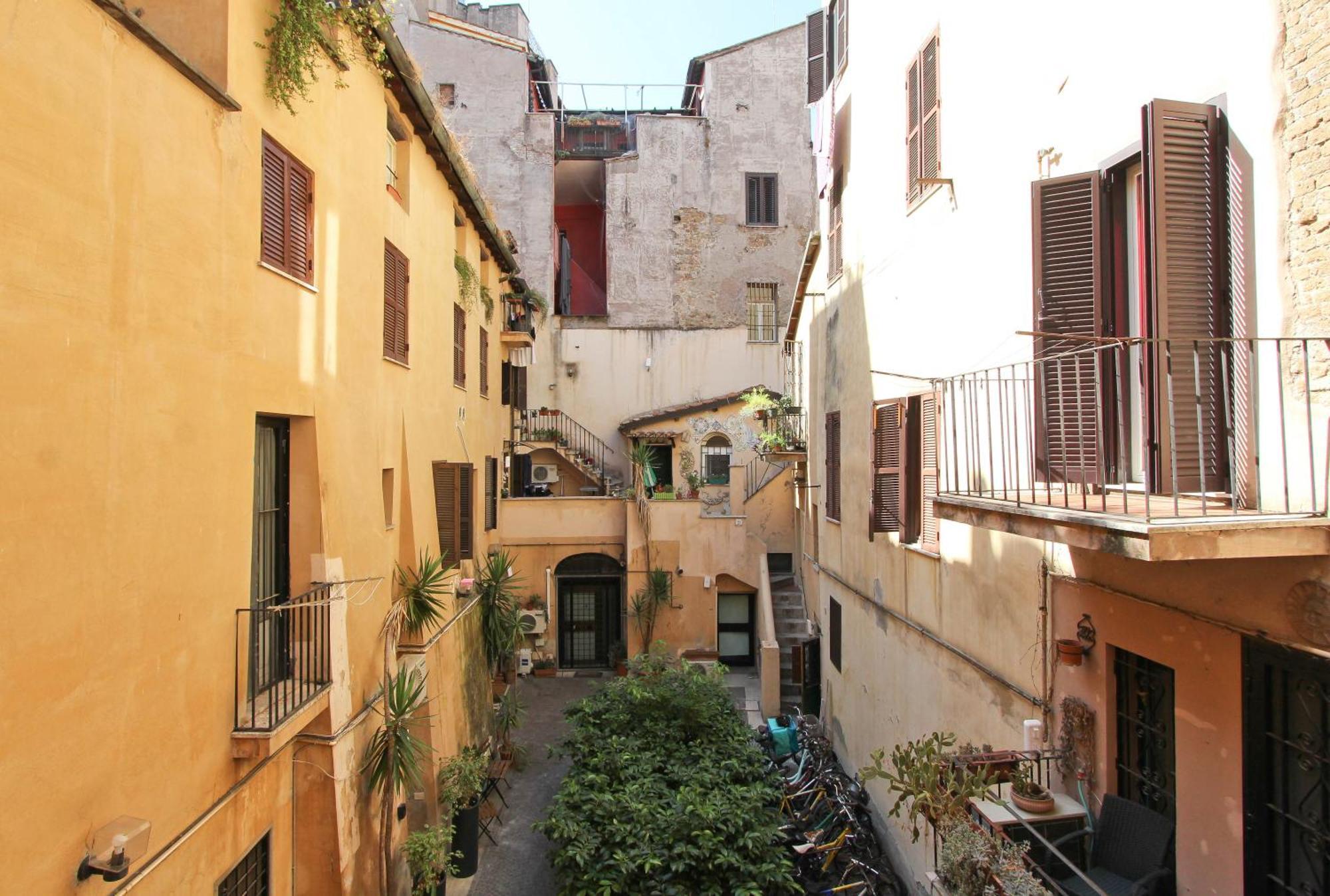 Campo De Fiori - Loft In Originario Anfiteatro Romano מראה חיצוני תמונה